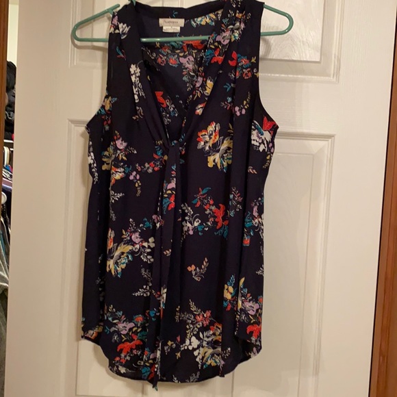 Van Heusen Tops - Van Heusen navy blue top!